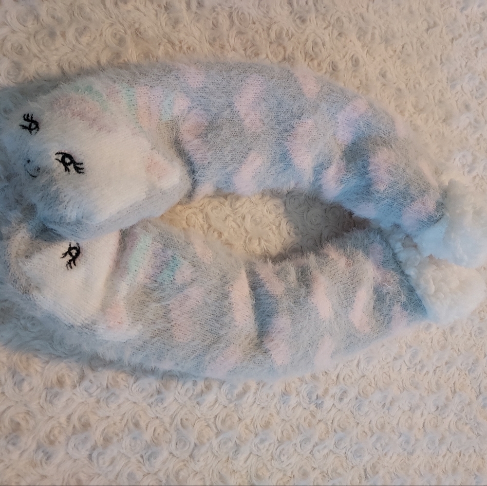 New Fuzzy Sherpa Grip Socks Unicorn & Hearts Whimsical Girly